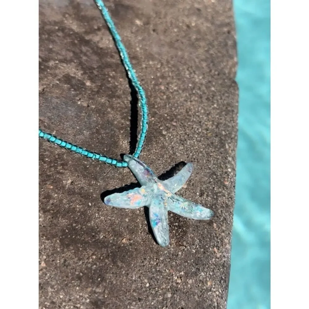 Aqua blue Starfish beaded pendant necklace ￼